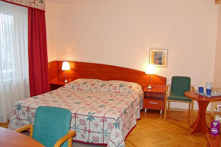 Hotel Europa Jastrzebia Gora Exterior photo